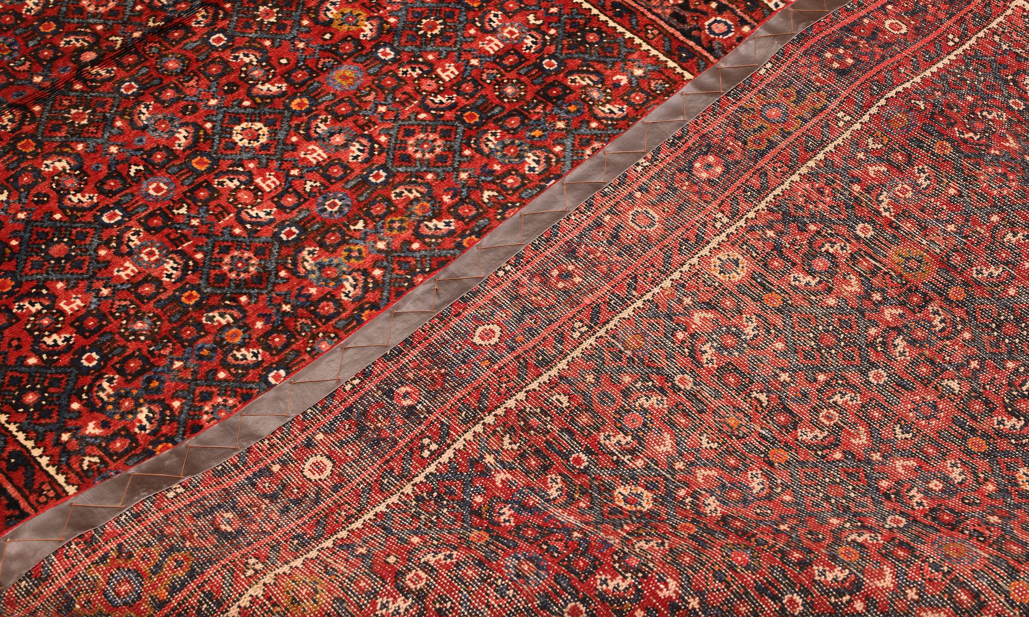 A Hamadan runner, approx. 397 x 112 cm.