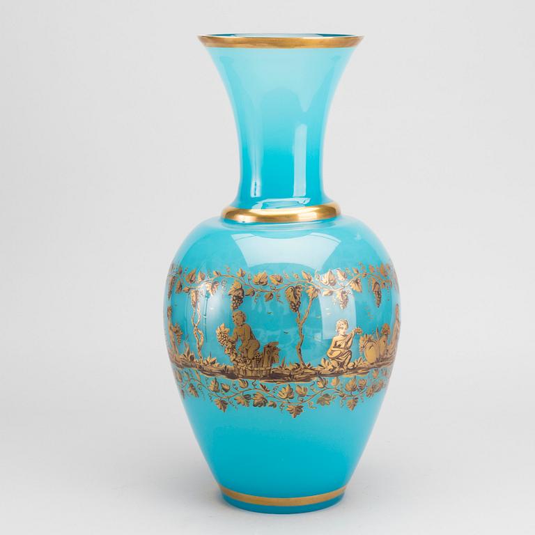 A CENEDESE MURANO GLASS VASE FROM APPROX 1940.