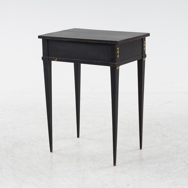 Sybord, sengustaviansk stil, sent 1800-tal.