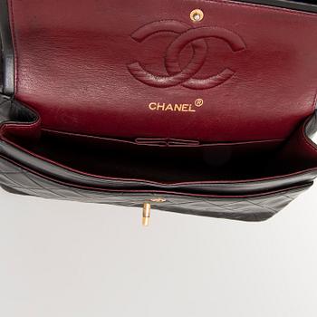 CHANEL, "Double Flap Bag", LAUKKU.