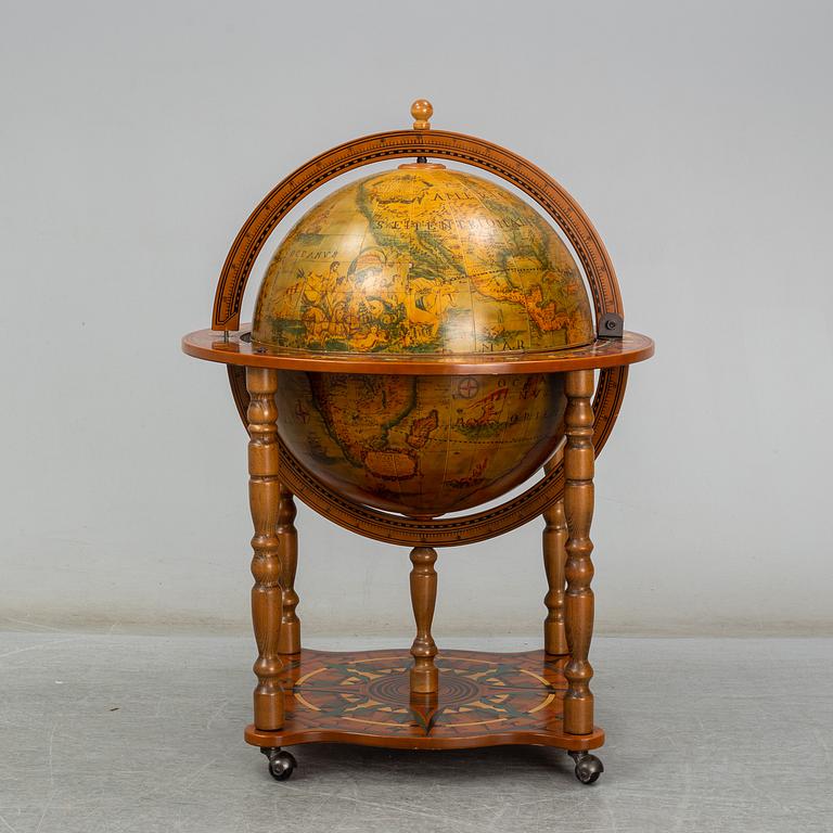 A globe drinks cabinet, late 20th Century.