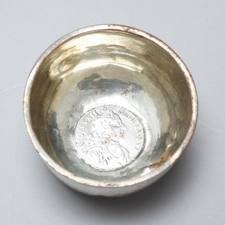 Two silver cups, partly by Erik Ernander, Uppsala, 1796.