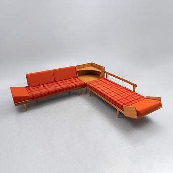 Haldor Vik & Ingmar Relling, a daybed/modular sofa, 'Svane', Ekornes Fabrikker A/S, Norway, circa 1970.