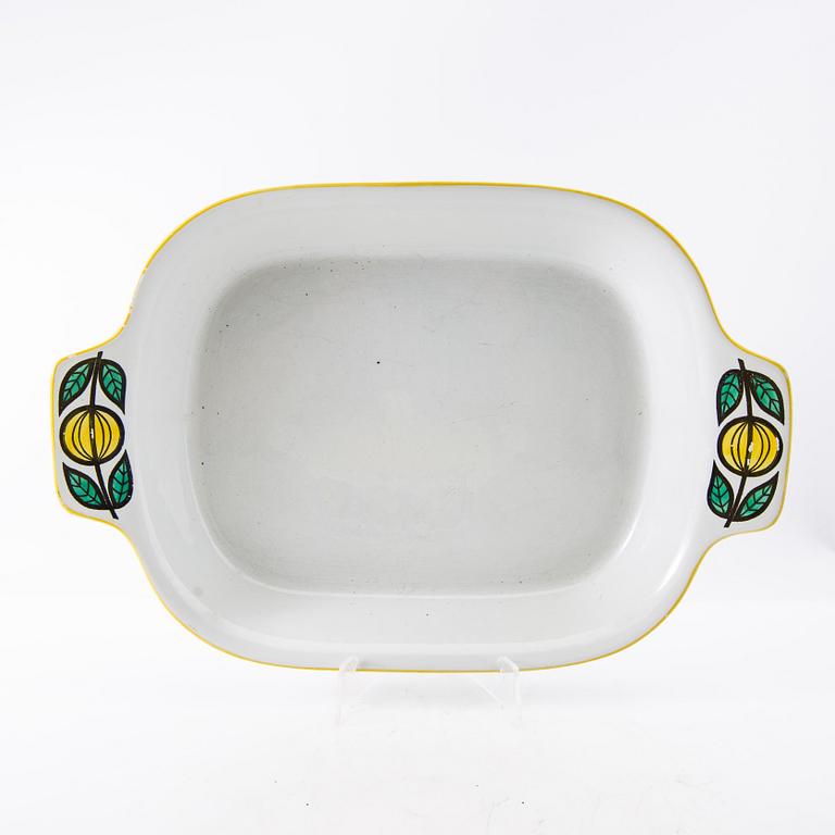 Stig Lindberg, service pieces, 17 pcs, stoneware, "LA", Gustavsberg, as well as baking dishes, 2 pcs, "Weekend", Gustavsberg, 1950s.
