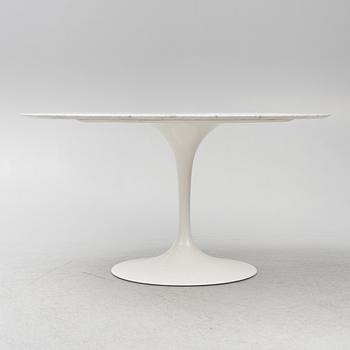 Eero Saarinen, bord "Tulip", Knoll International, 1900-talets andra hälft.