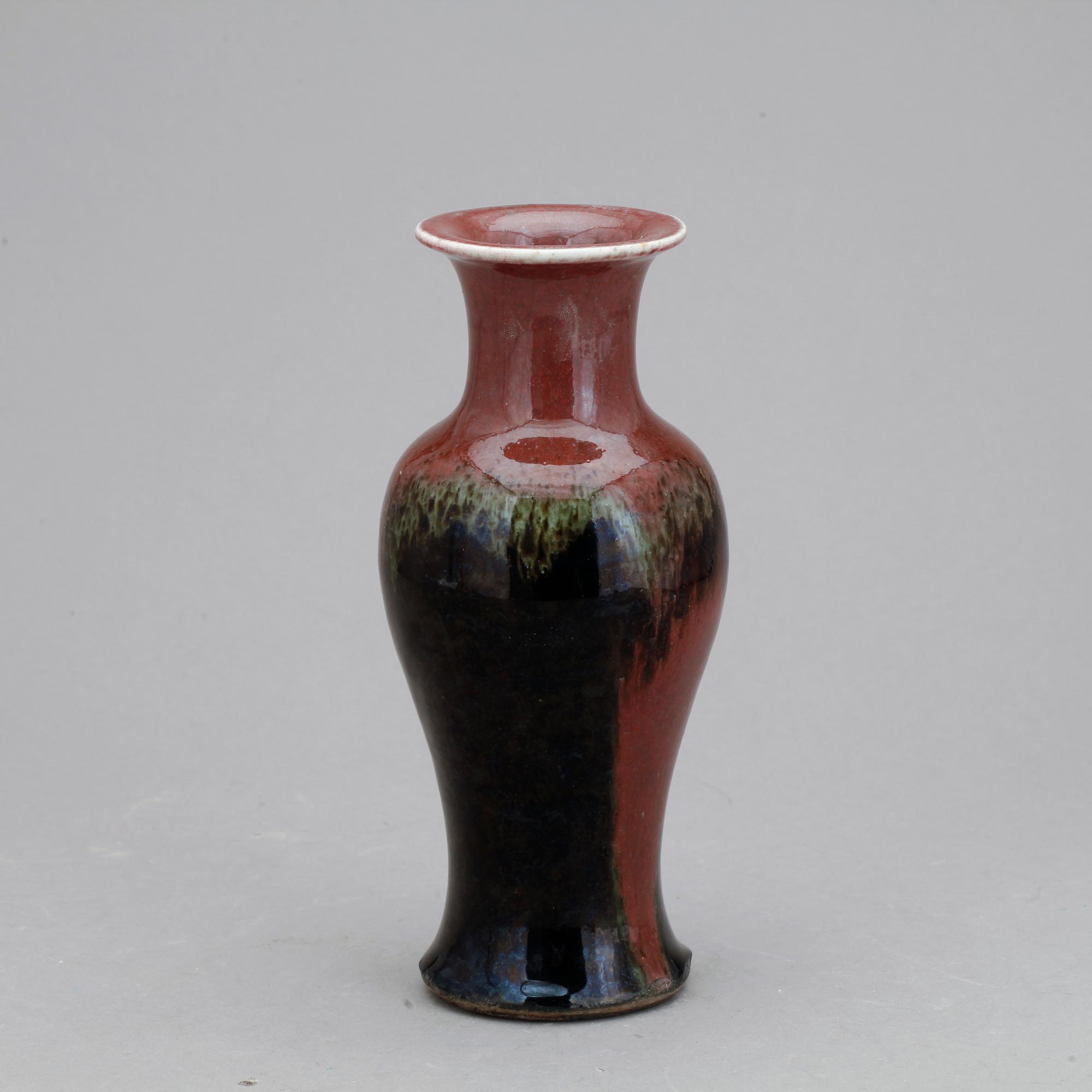 VAS, porslin, Kina, 1800/1900-tal.