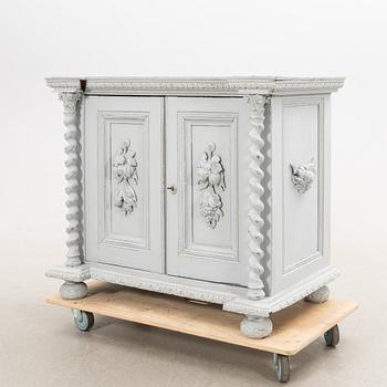 Cabinet, 20th century.