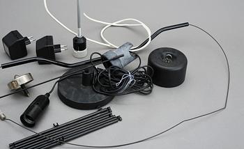 LAMPA ”Parentesi”, Achille Castiglioni och Pio Manzu för Flos, formgiven 1971.