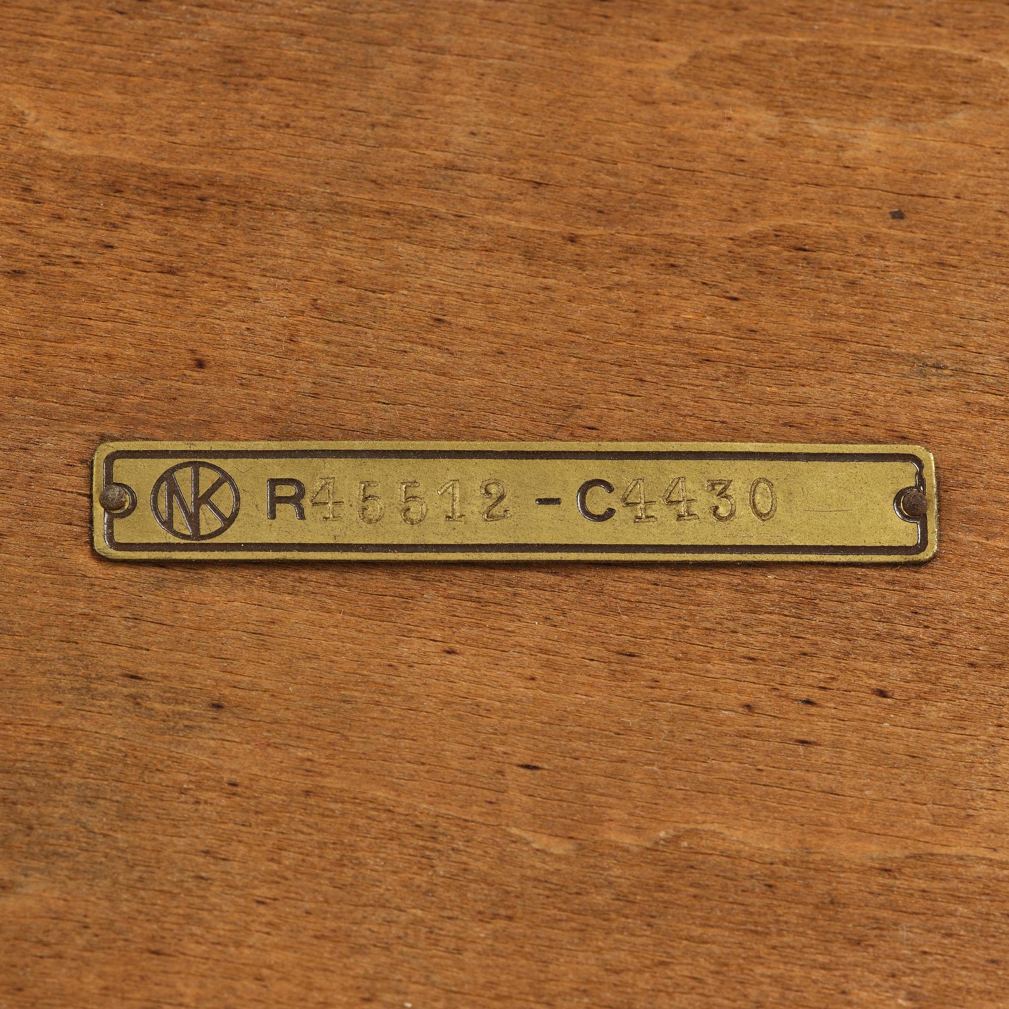 Axel Einar Hjorth, a "Louis" table, Nordiska Kompaniet, 1944.