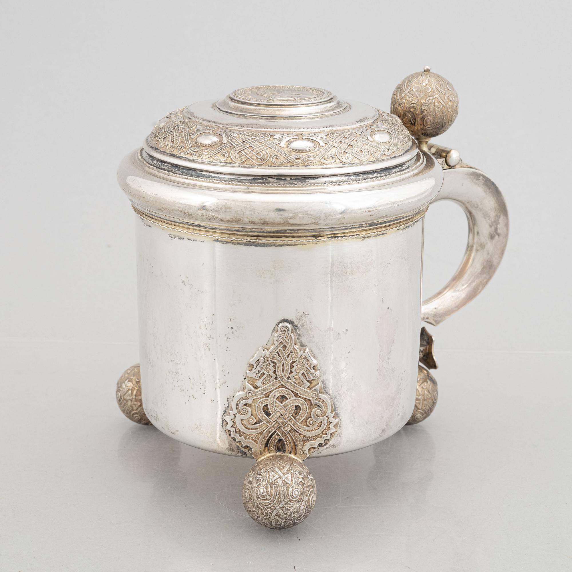Dryckeskanna, silver, K. Anderson, Stockholm 1905.