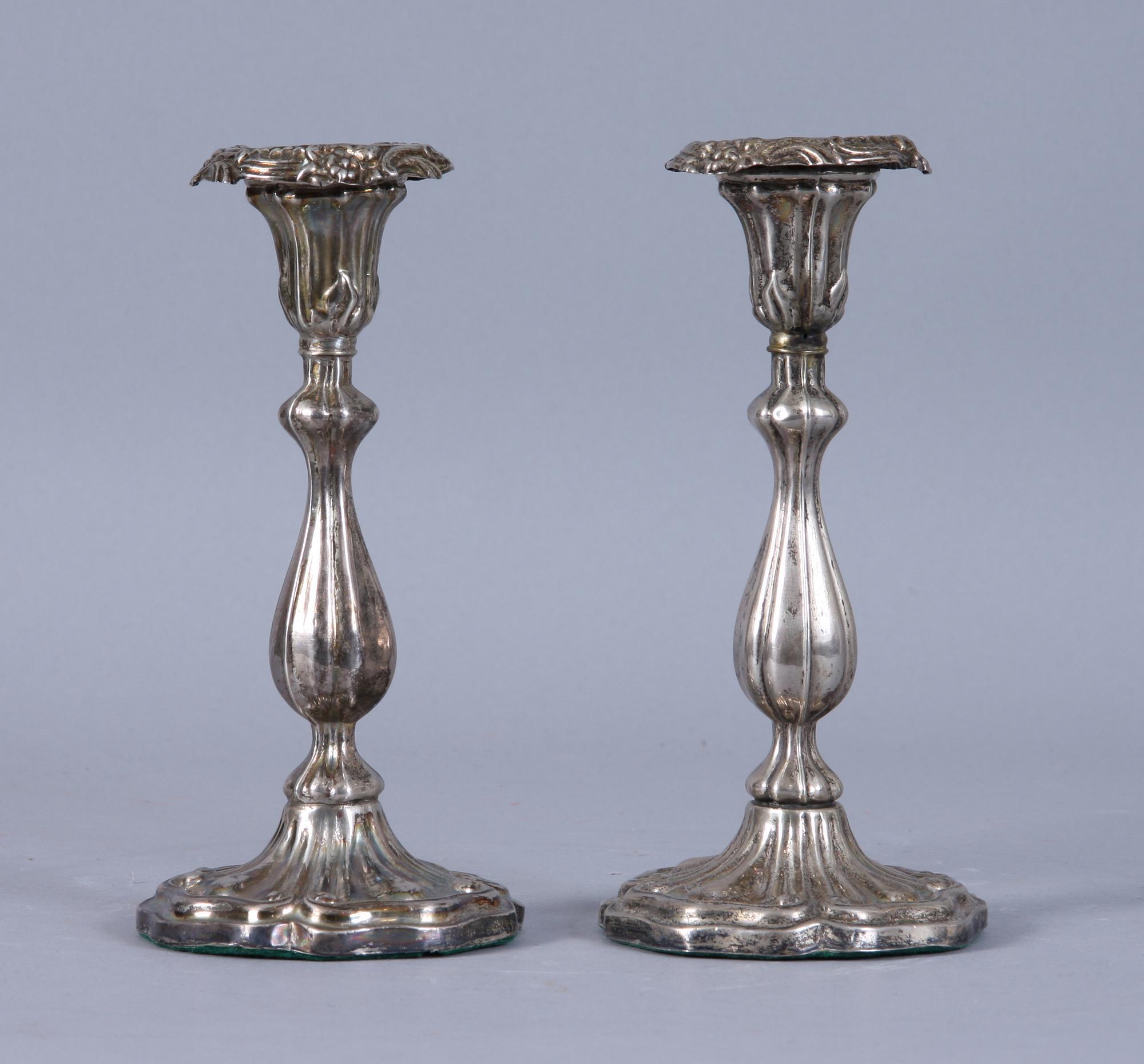 LJUSSTAKAR, ett par, silver, Anders Lundqvist Stockholm, 1850.