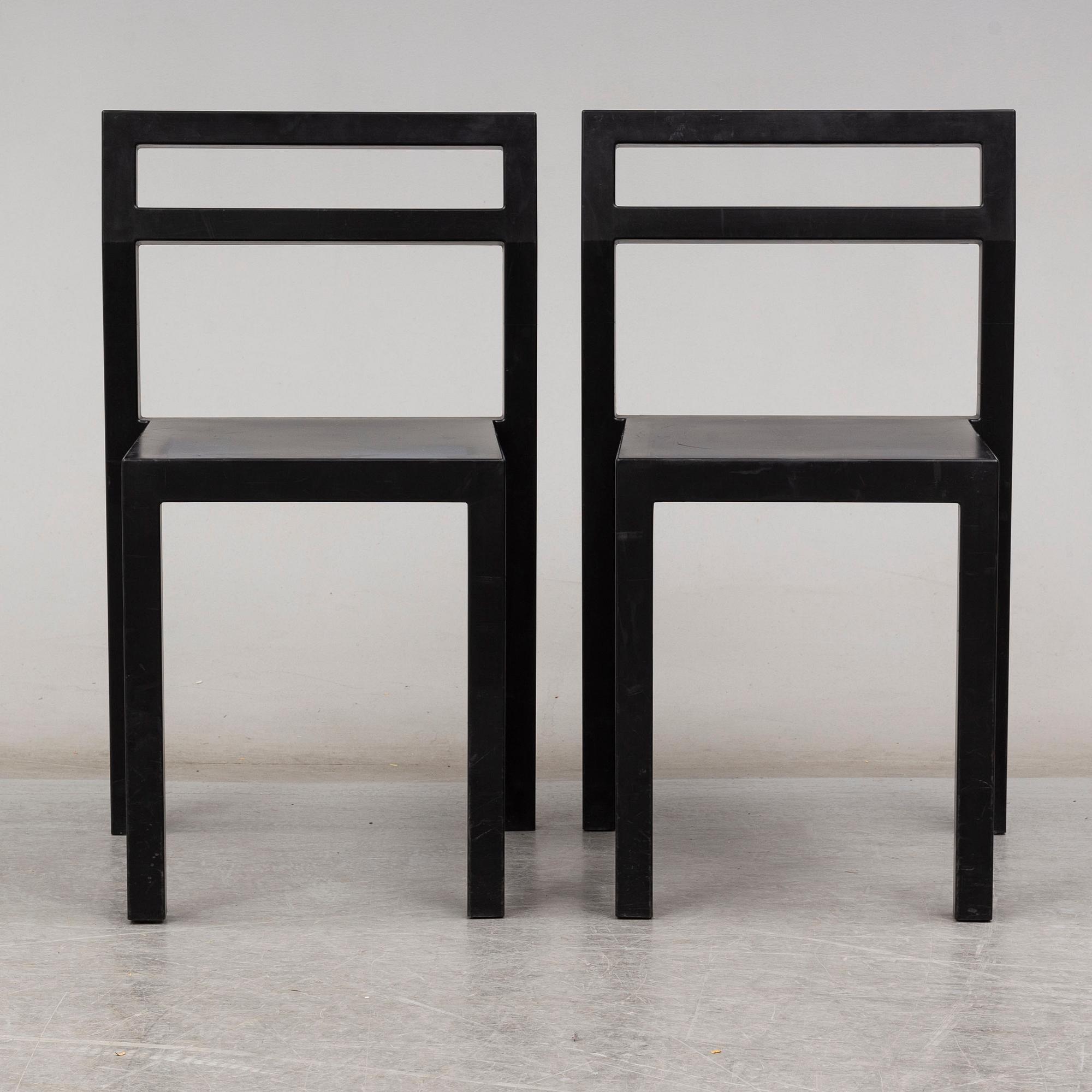 BORIS BERLIN/POUL CHRISTIANSEN, a 'Non' table with two chairs by Komplot design for Källmo.