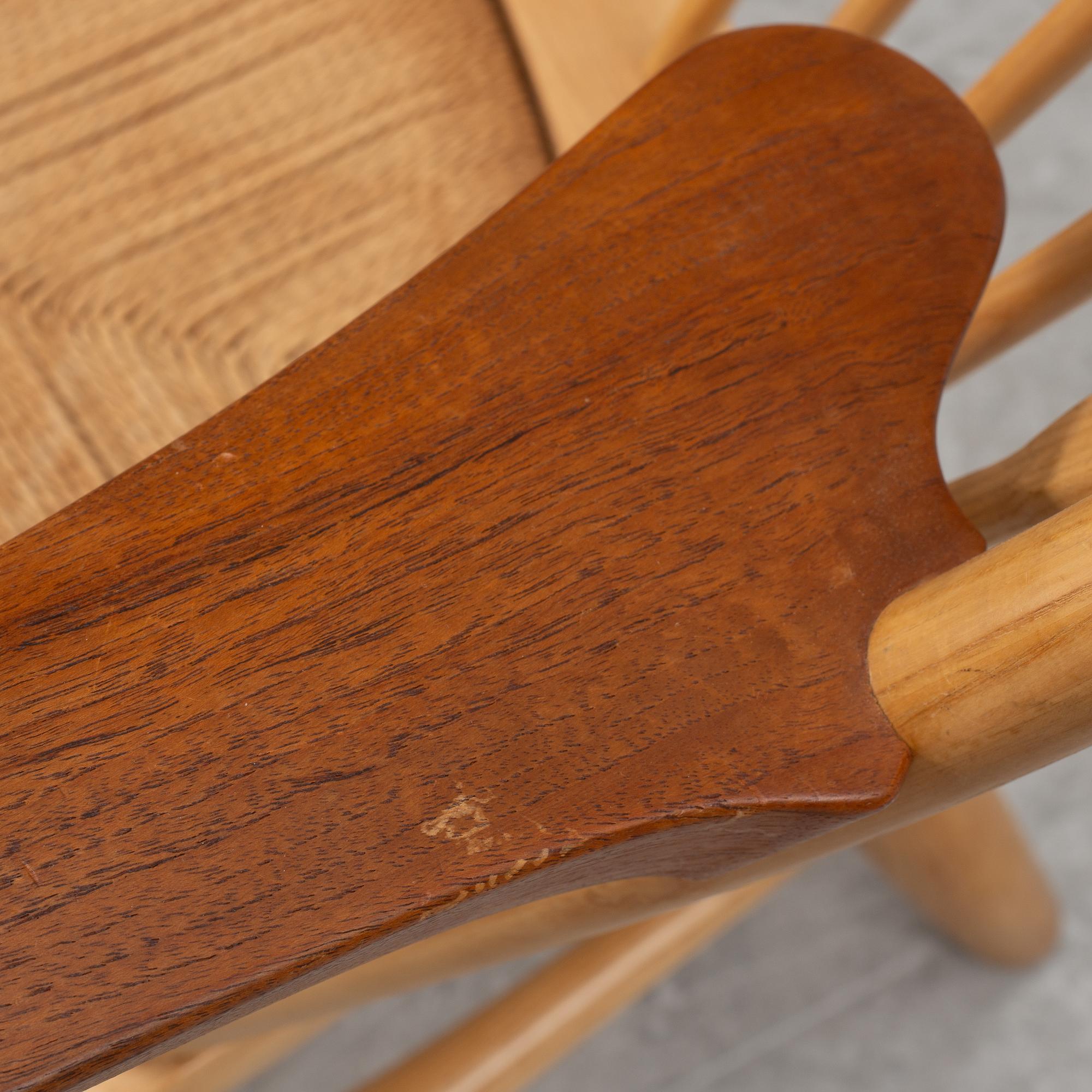 Hans J. Wegner, armchair, "Peacock chair", Johannes Hansen, Copenhagen, Denmark.