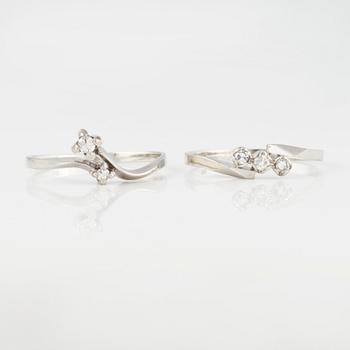 RINGAR, 2 st, med briljant och åttkantslipade diamanter.