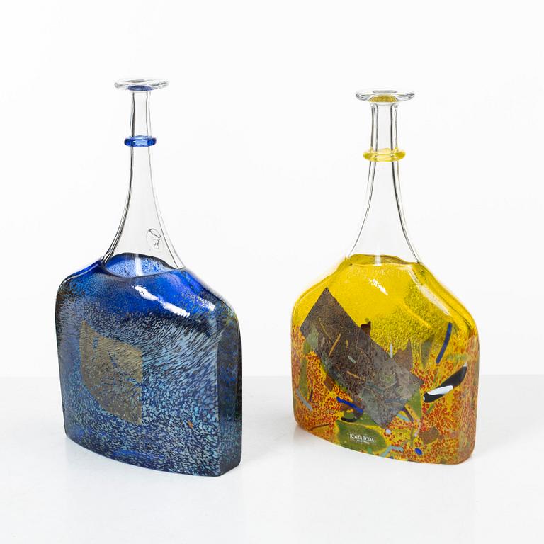 Bertil Vallien, four 'Satellite' vases, Kosta Boda, Sweden.