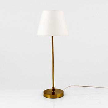 Josef Frank, bordslampa, modell 2332, Firma Svenskt Tenn.
