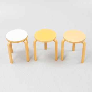 Alvar Aalto, pallar, 3 st, modell 60, Artek, Finland.