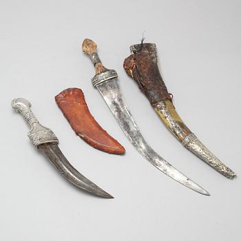 Two arabian knifes, so called jambiyas, 20th century.