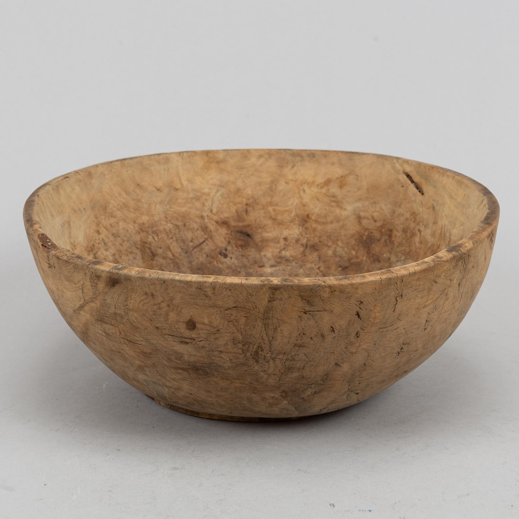 A Swedish wooden bowl and dish, 19th-20-th century.