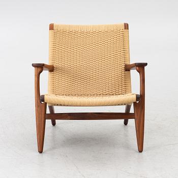 Hans J. Wegner, Armchair, "CH25", Carl Hansen & Søn, Denmark, circa 2020.