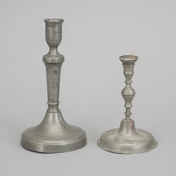 LJUSSTAKAR, 2 st, tenn, 1700/1800-tal.