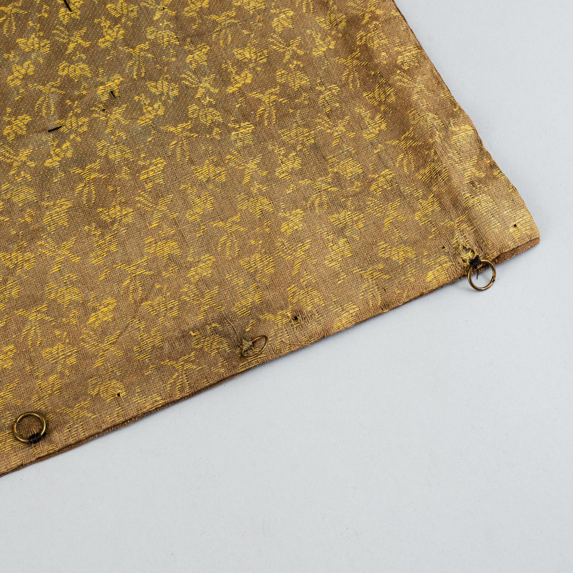 A Chinese embroidered textile, 20th century.
