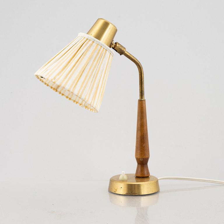 Hans Bergström, a model "705" table lamp, Ateljé Lyktan, Sweden, 1950's.