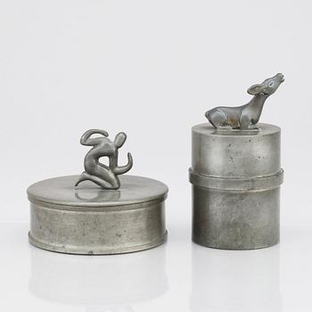 Firma Svenskt Tenn, Nils Fougstedt och Björn Trägårdh, burkar, 2 st, Stockholm 1929 och 1932.