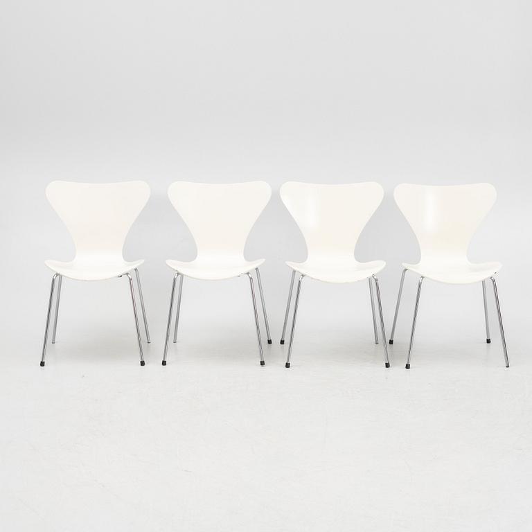 Arne Jacobsen, karmstolar, 4 st, "Sjuan", Fritz Hansen, Danmark, 2002.