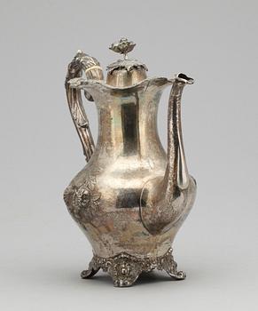 KAFFEKANNA, silver, nyrokoko, Christopher Creutz (1855-1867) Stockholm, vikt ca 698 g.