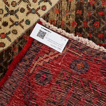 MATTA, troligen Kashgai, modern tillverkning, 310 x 155 cm.