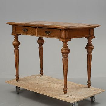 SKRIVBORD, nyrenässans, 1800-talets slut.