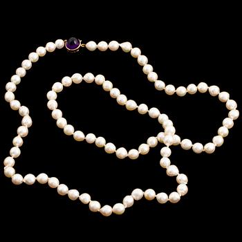 A cultured pearl necklace, Hellström & Åhrling.