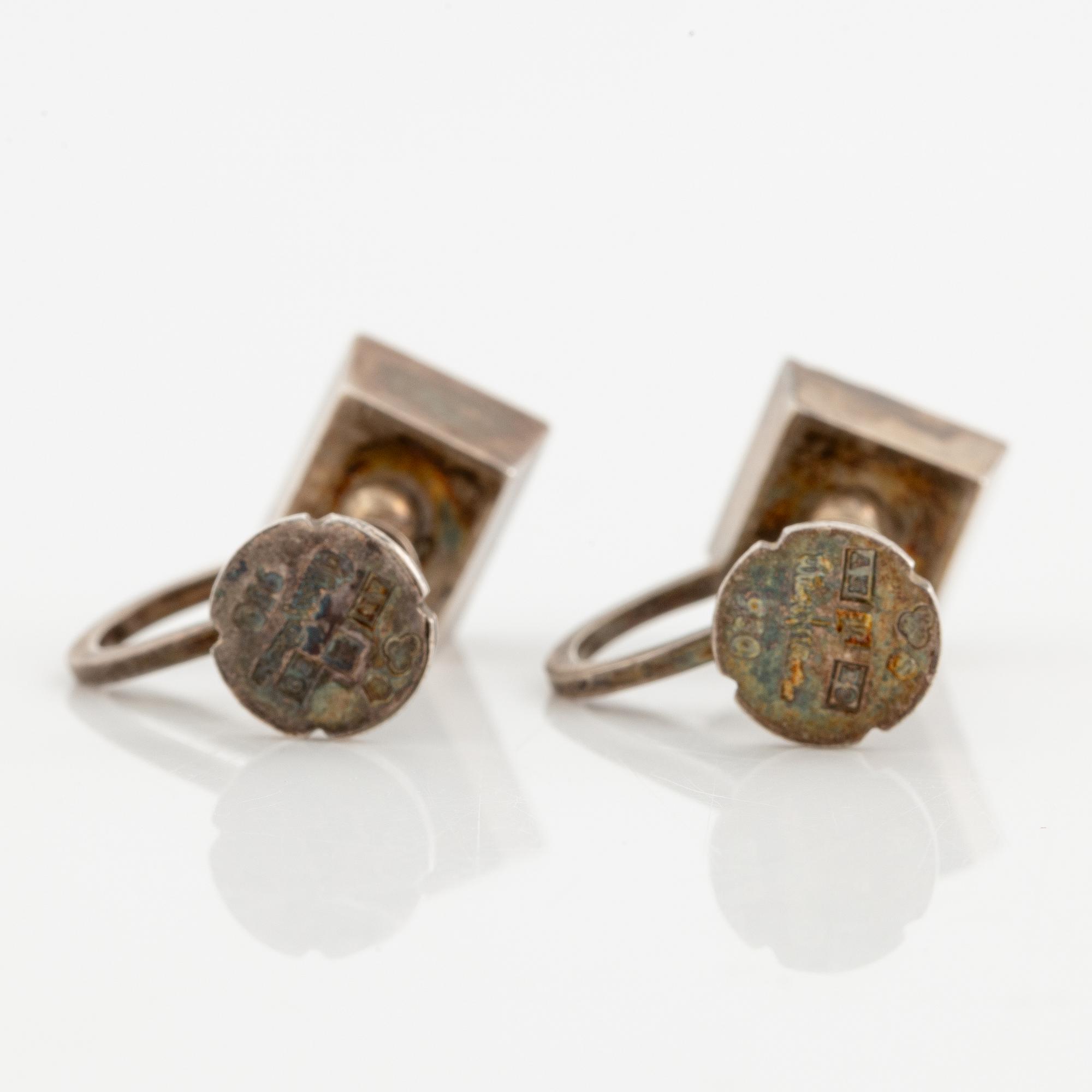 Wiwen Nilsson, a pair of earrings, silver with rock crystal, Lund 1955.