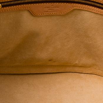 Louis Vuitton, a Monogram Canvas 'Babylone' bag.