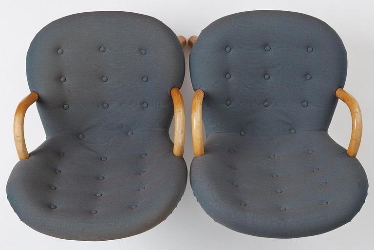 Scandinavian Modern, a pair of "Clam chairs", 1940s-50s.