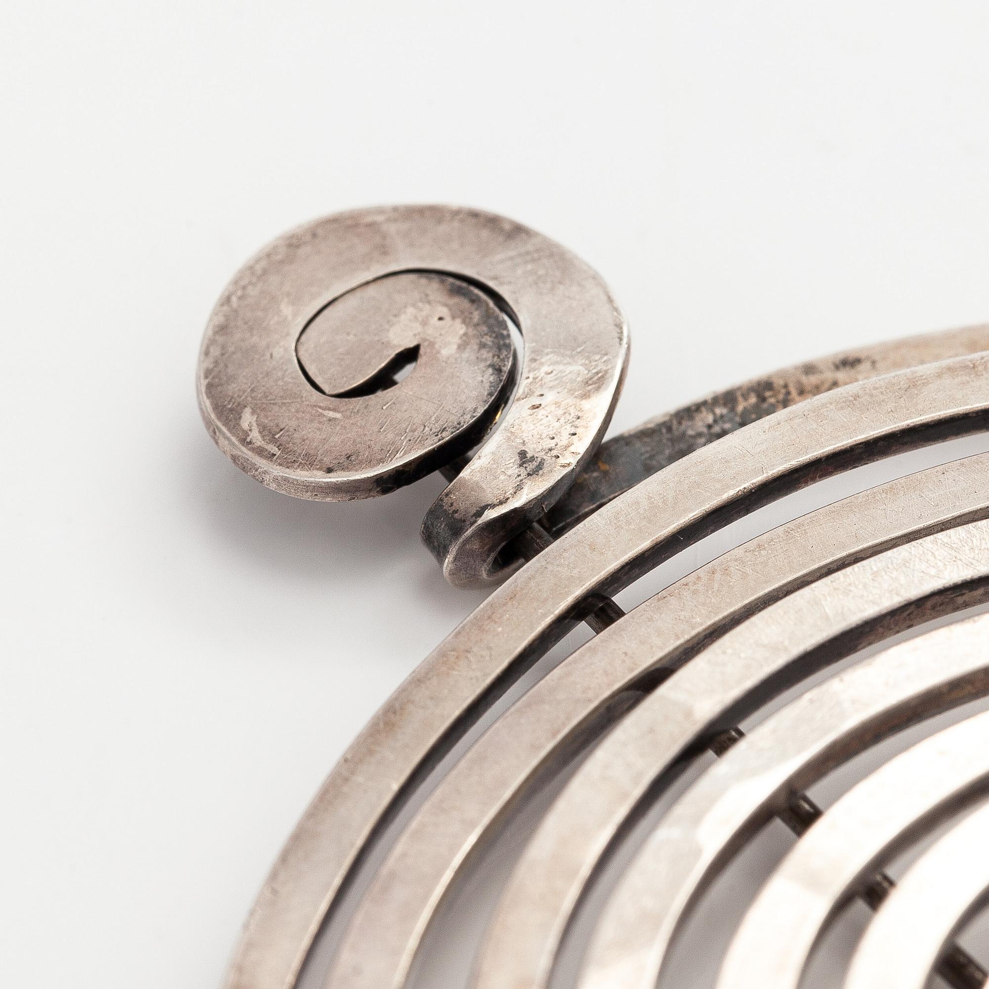 Alexander Calder, brosch, 1940-tal.