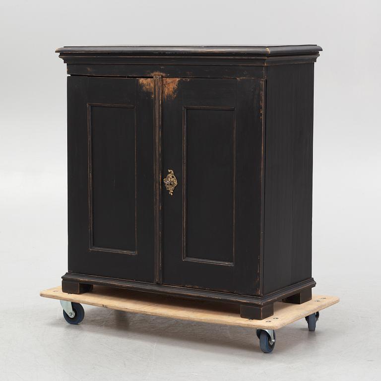 A cupboard, 19th Century.