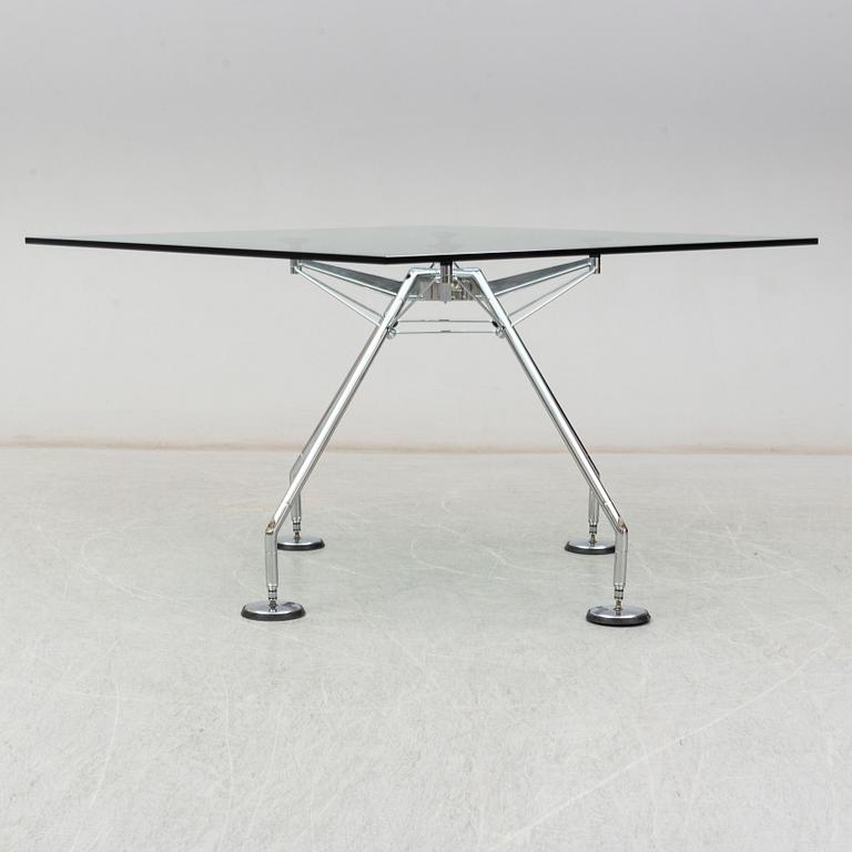 NORMAN FOSTER, a 'Nomos system' glass table.