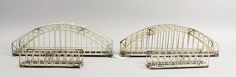 RÄLS, VÄXLAR samt BROAR, ca 115 delar, Märklin, H0.