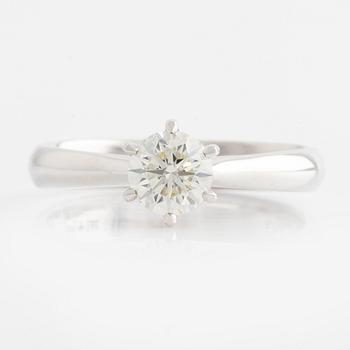 Ring with brilliant cut diamond 0.71 ct.