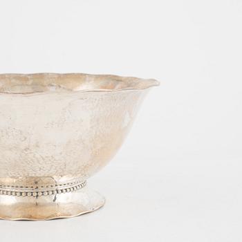 A Swedish silver bowl, mark of GAB, Stockholm 1940.