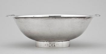 SKÅL, sterling silver, Vera Ferngren, GAB Stockholm 1964. Vikt 321 g.