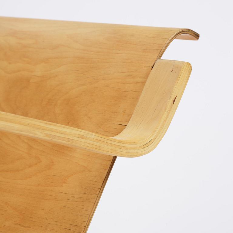Alvar Aalto, a birch armchair model "31", Huonekalu-ja Rakennustyötehdas or Aalto Design, Hedemora, mid-20th century.