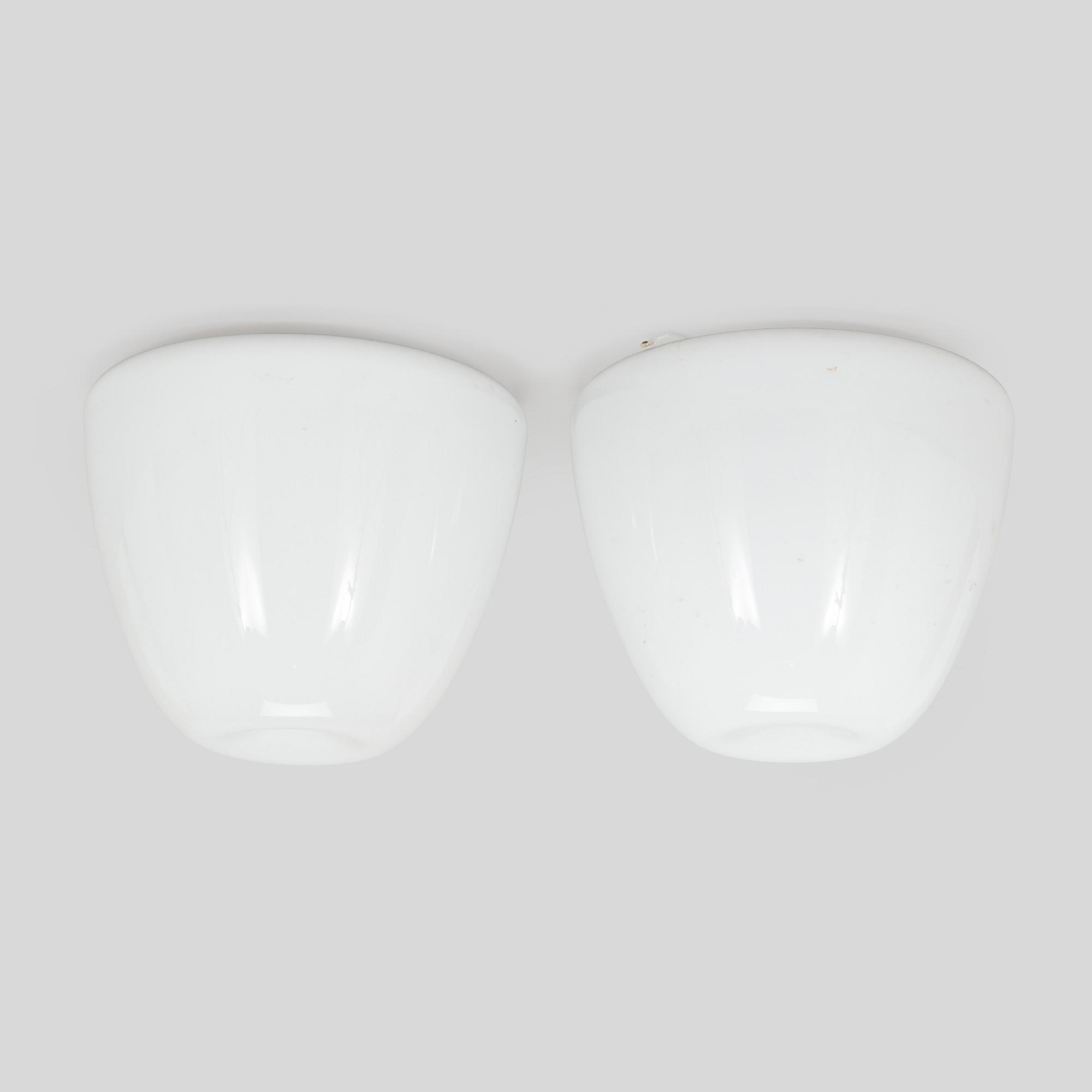 Gunnel Nyman, Two mid-20th century pendant '80115' /  H2-70, light for Idman.