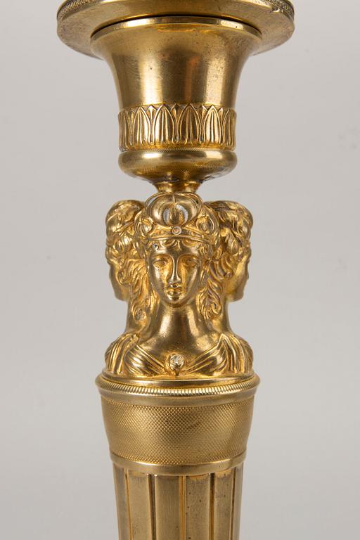 LJUSSTAKAR, ett par, empire, 1800-talets första hälft.