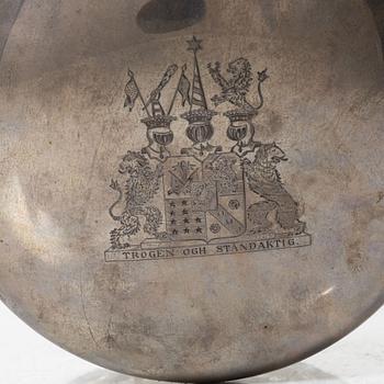 Skål med lock, slipad kristall och sterlingsilver, Tyskland omkring år 1900.