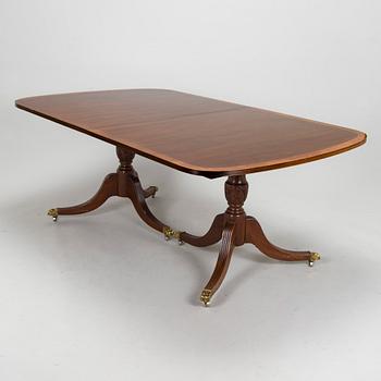 Ruokapöytä, englantilainen, regency-tyyli, 1900-luku.