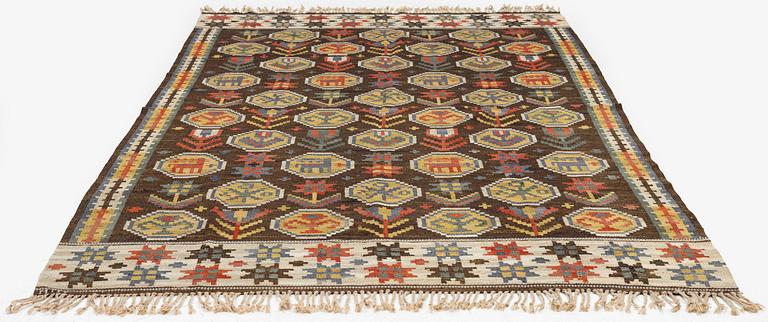 Märta Måås-Fjetterström, draperi, "Lammet", rölakan, ca 269 x 147 cm, signerad MMF.