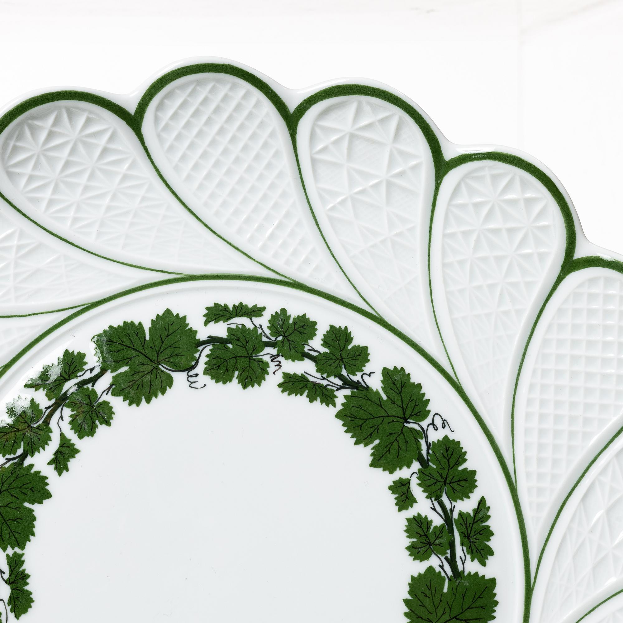 An 187-piece 'Weinlaub' porcelain dinner and coffee service, Meissen, Germany.